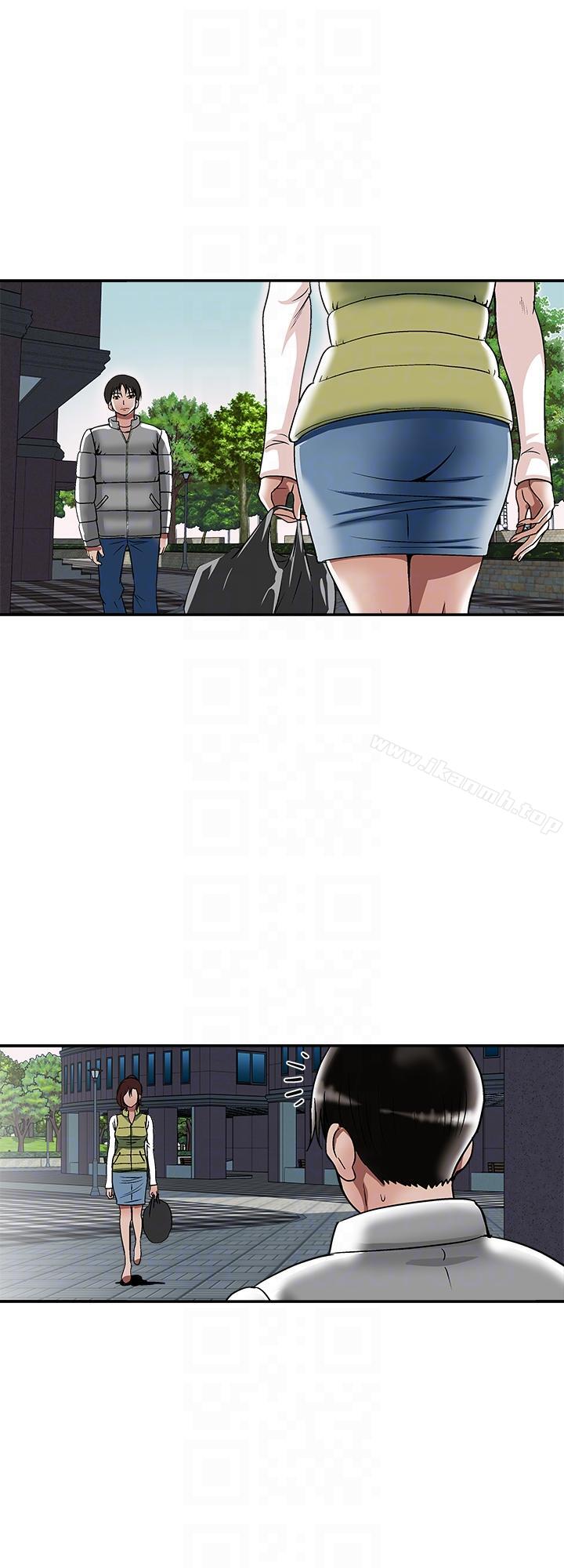 韩国漫画别人的老婆韩漫_别人的老婆-第23话-被汗水浸湿的私密处在线免费阅读-韩国漫画-第15张图片