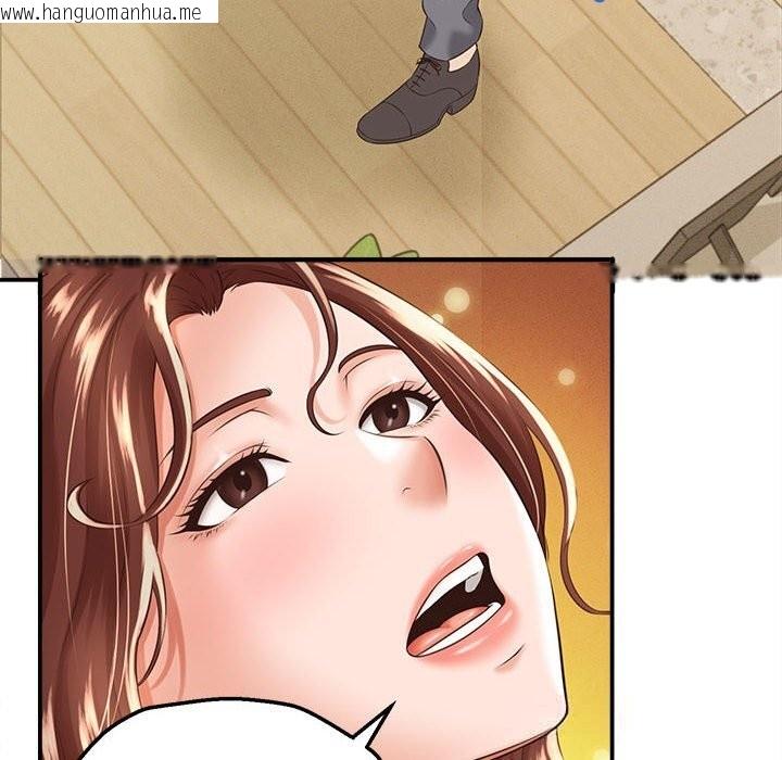 韩国漫画她们的夜晚属于我/与人妻有个秘密韩漫_她们的夜晚属于我/与人妻有个秘密-第4话在线免费阅读-韩国漫画-第20张图片